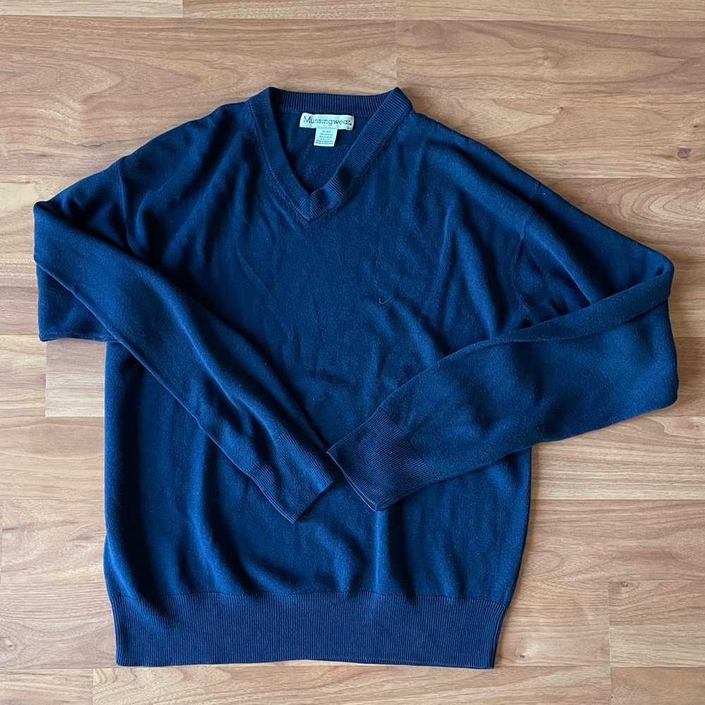 Vintage men's v neck sweater